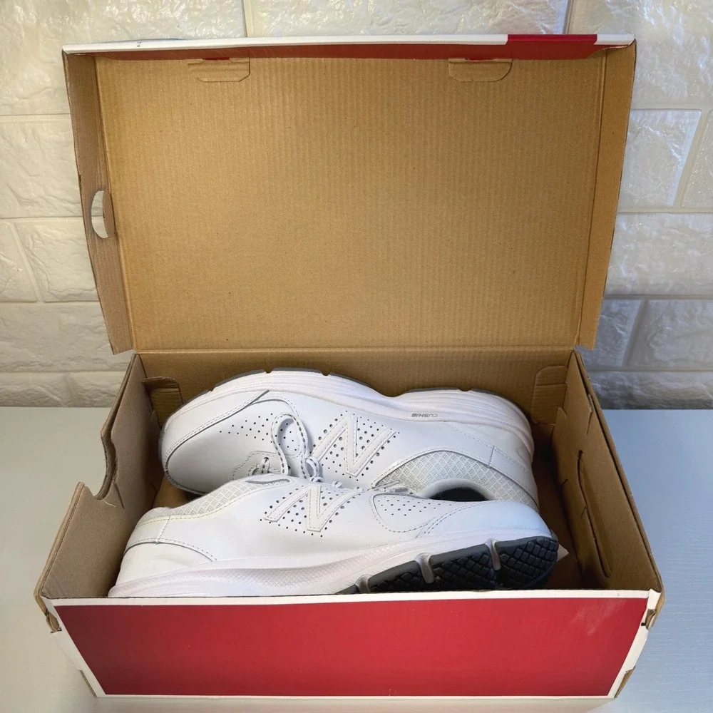New Balance 411v1 White Leather Walking Shoes Sneakers Women Sz 8.5 NIB WW411WT2